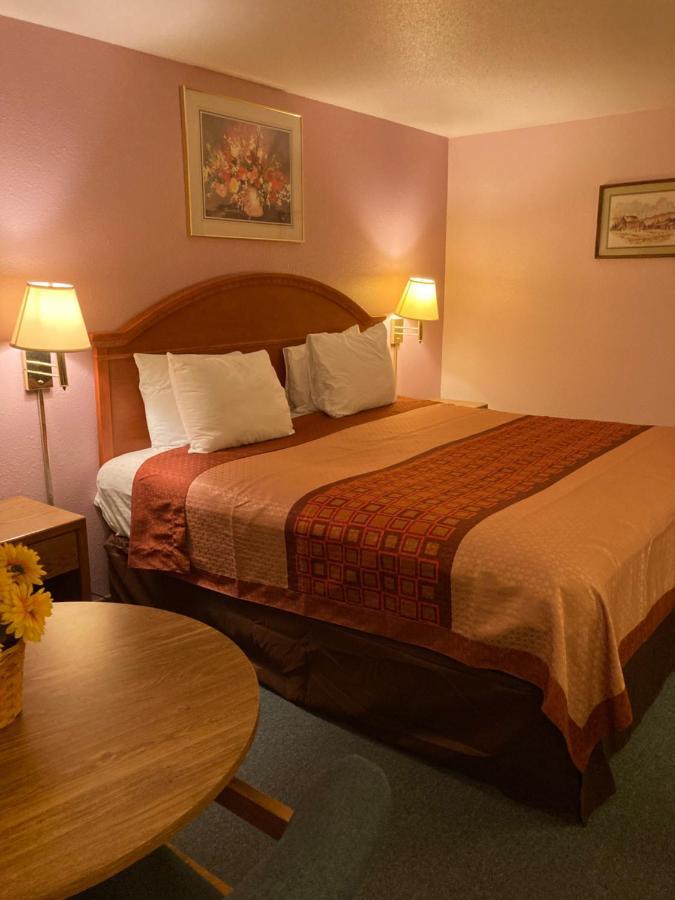 Executive Inn McPherson Ngoại thất bức ảnh